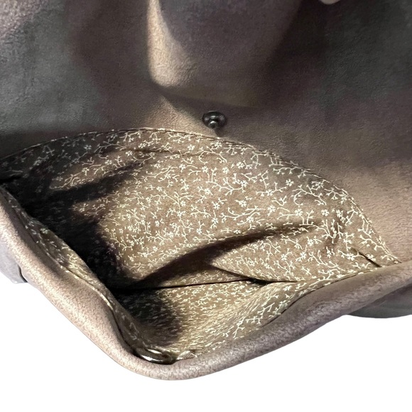 Cleo Hobo Bag - Picture 3 of 7